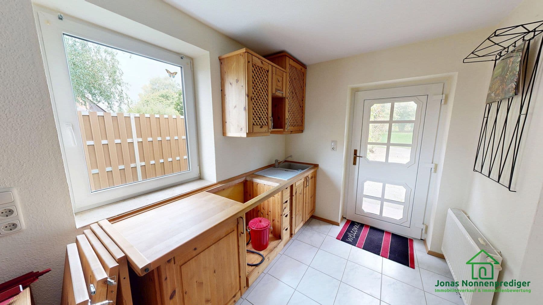 Prodej domu 135 m², pozemek 2.847 m², Trebbower Straße 8, Schwerin, Mecklenburg-Vorpommern Prodej domu 135 m², pozemek 2.847 m², Trebbower Straße 8, Schwerin, Mecklenburg-Vorpommern