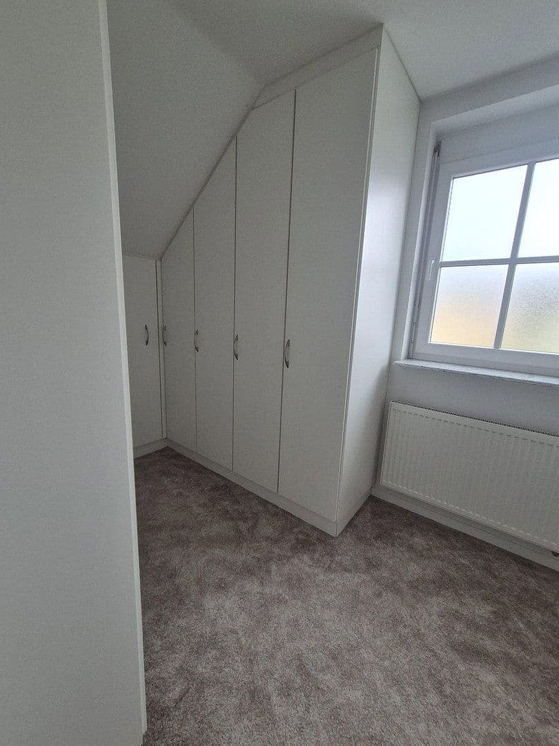 Prodej domu 160 m², pozemek 394 m², Alte Steigstraße 1, Bammental, Bádensko-Württembersko Prodej domu 160 m², pozemek 394 m², Alte Steigstraße 1, Bammental, Bádensko-Württembersko