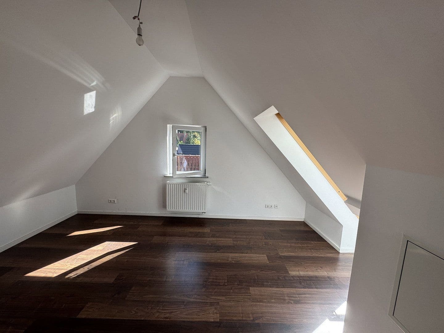 Prodej bytu 2+1 49 m², Mittlere Beutau 69, Esslingen am Neckar, Bádensko-Württembersko Prodej bytu 2+1 49 m², Mittlere Beutau 69, Esslingen am Neckar, Bádensko-Württembersko