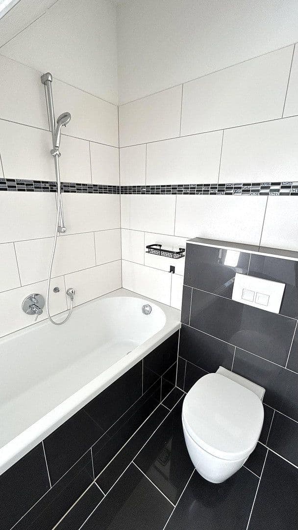 Prodej bytu 2+1 49 m², Mittlere Beutau 69, Esslingen am Neckar, Bádensko-Württembersko Prodej bytu 2+1 49 m², Mittlere Beutau 69, Esslingen am Neckar, Bádensko-Württembersko