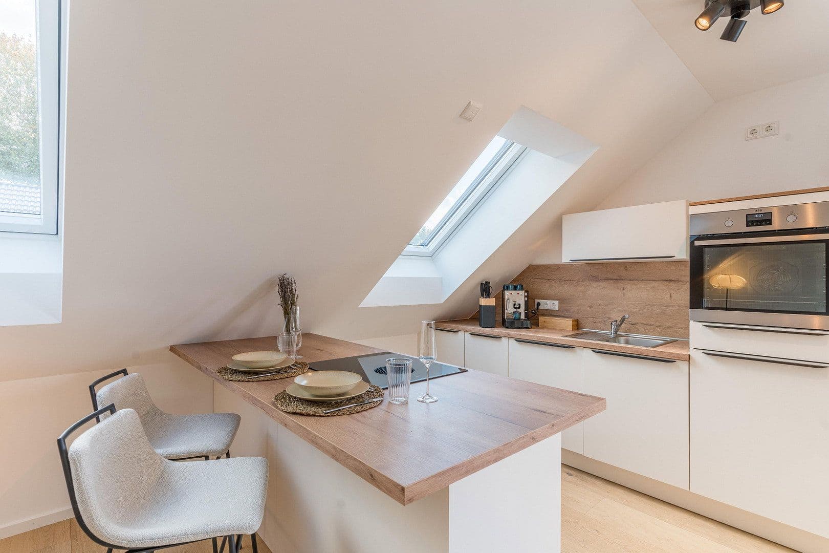 Pronájem bytu 2+1 65 m², Nelkenweg 10, Freising, Bavorsko Pronájem bytu 2+1 65 m², Nelkenweg 10, Freising, Bavorsko