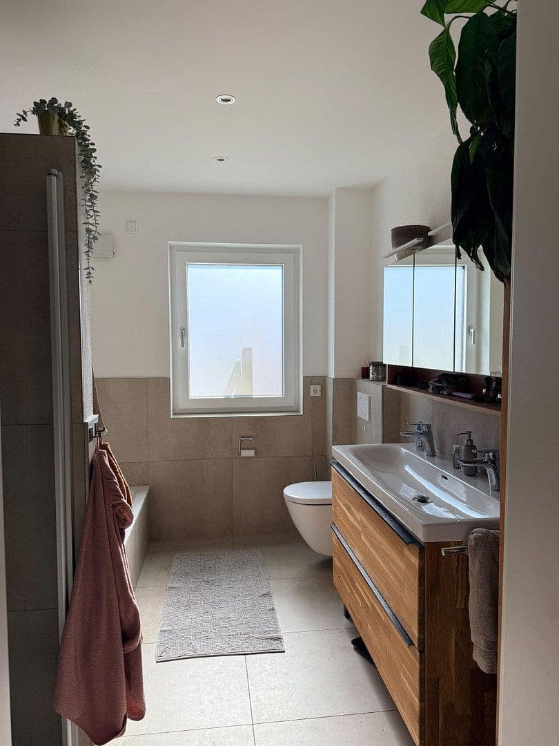 Pronájem bytu 3+1 85 m², Rosenstraße 10, Langenbach, Bavorsko Pronájem bytu 3+1 85 m², Rosenstraße 10, Langenbach, Bavorsko