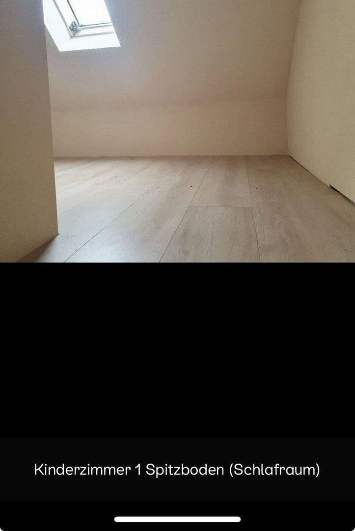 Prodej domu 233 m², pozemek 833 m², Korbach, Hessen Prodej domu 233 m², pozemek 833 m², Korbach, Hessen