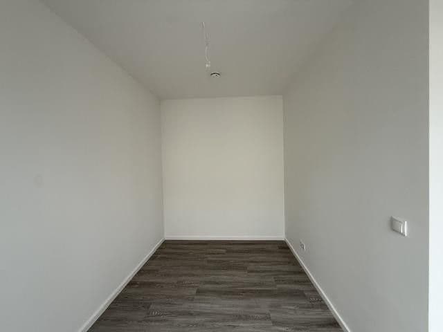 Pronájem bytu 1+1 48 m², Regener Straße 65, Berlin, Berlín Pronájem bytu 1+1 48 m², Regener Straße 65, Berlin, Berlín