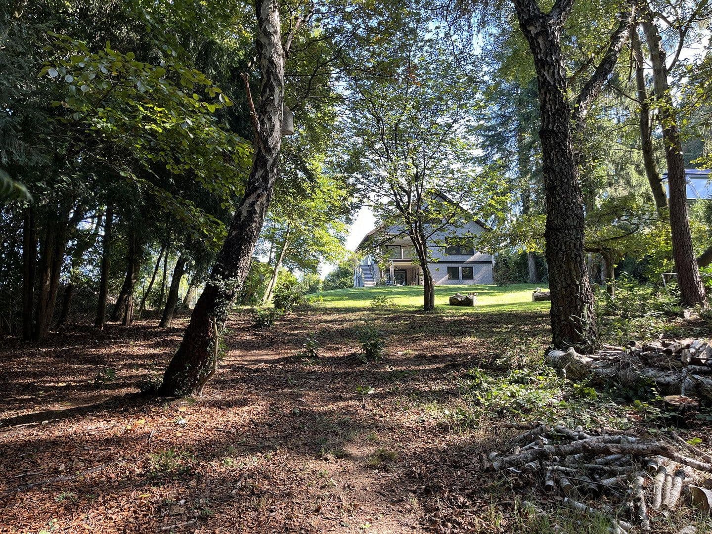 Prodej domu 350 m², pozemek 2.540 m², Overath, Severní Porýní-Vestfálsko Prodej domu 350 m², pozemek 2.540 m², Overath, Severní Porýní-Vestfálsko