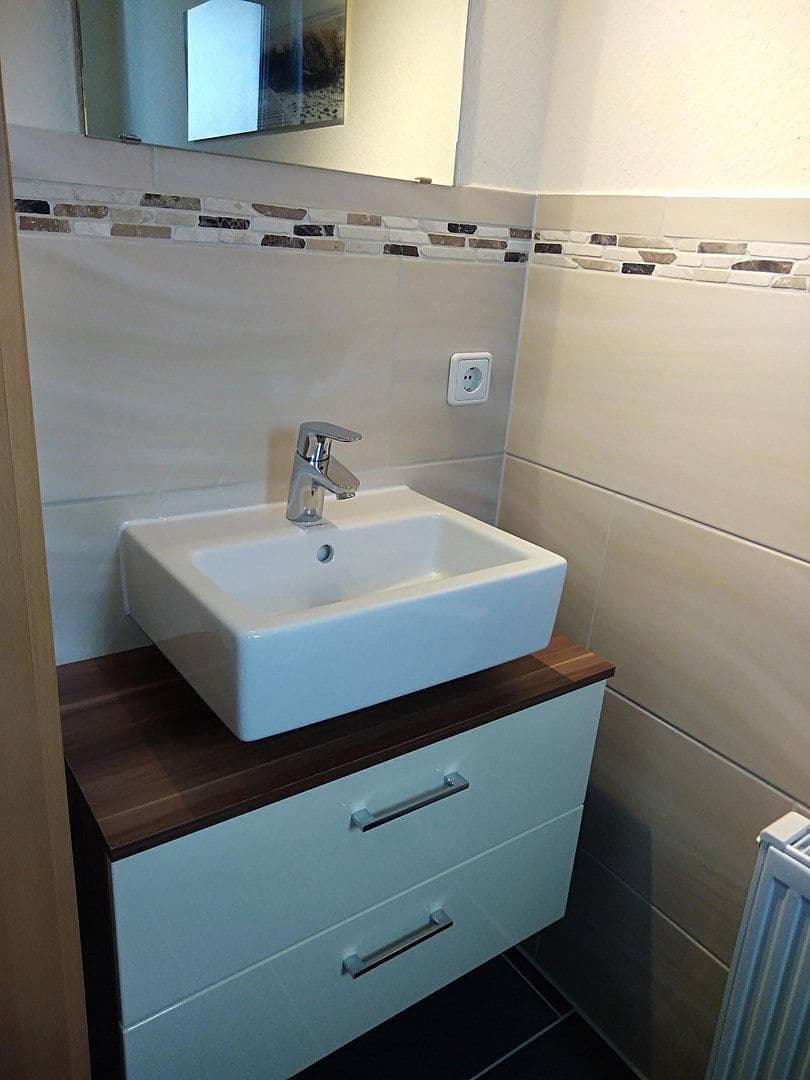 Prodej domu 125 m², pozemek 166 m², Brackenheim, Bádensko-Württembersko Prodej domu 125 m², pozemek 166 m², Brackenheim, Bádensko-Württembersko