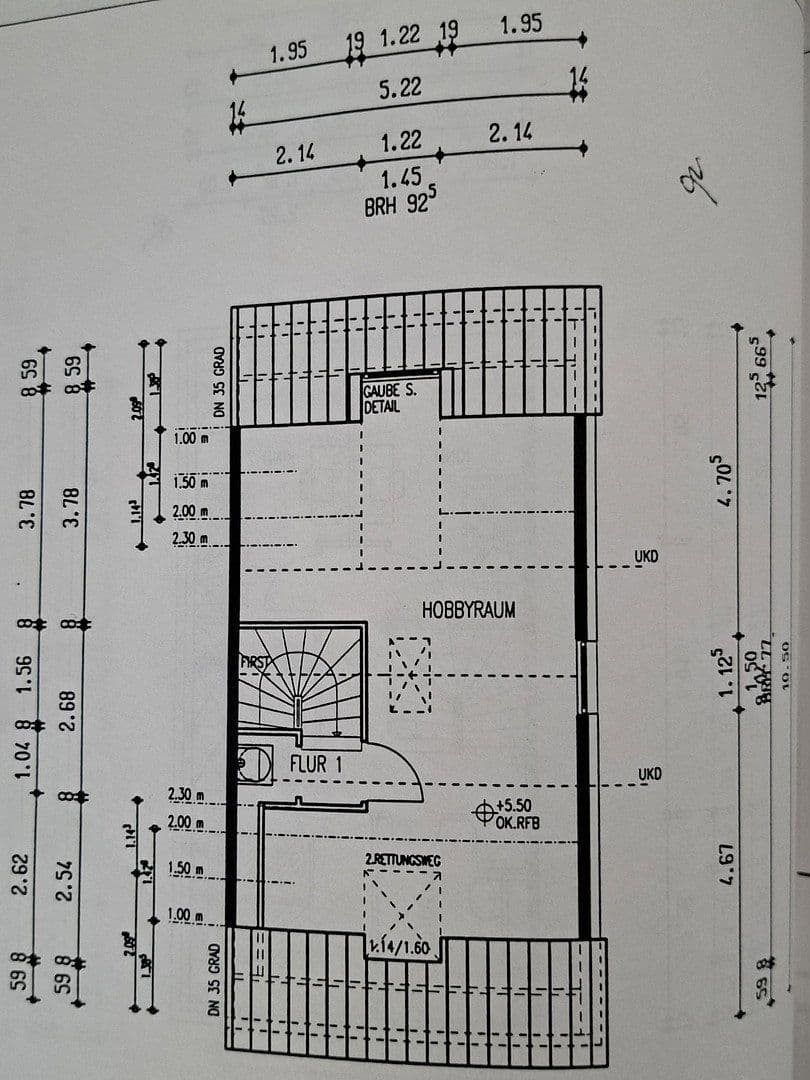 Prodej domu 125 m², pozemek 166 m², Brackenheim, Bádensko-Württembersko Prodej domu 125 m², pozemek 166 m², Brackenheim, Bádensko-Württembersko