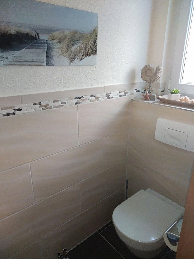 Prodej domu 125 m², pozemek 166 m², Brackenheim, Bádensko-Württembersko Prodej domu 125 m², pozemek 166 m², Brackenheim, Bádensko-Württembersko