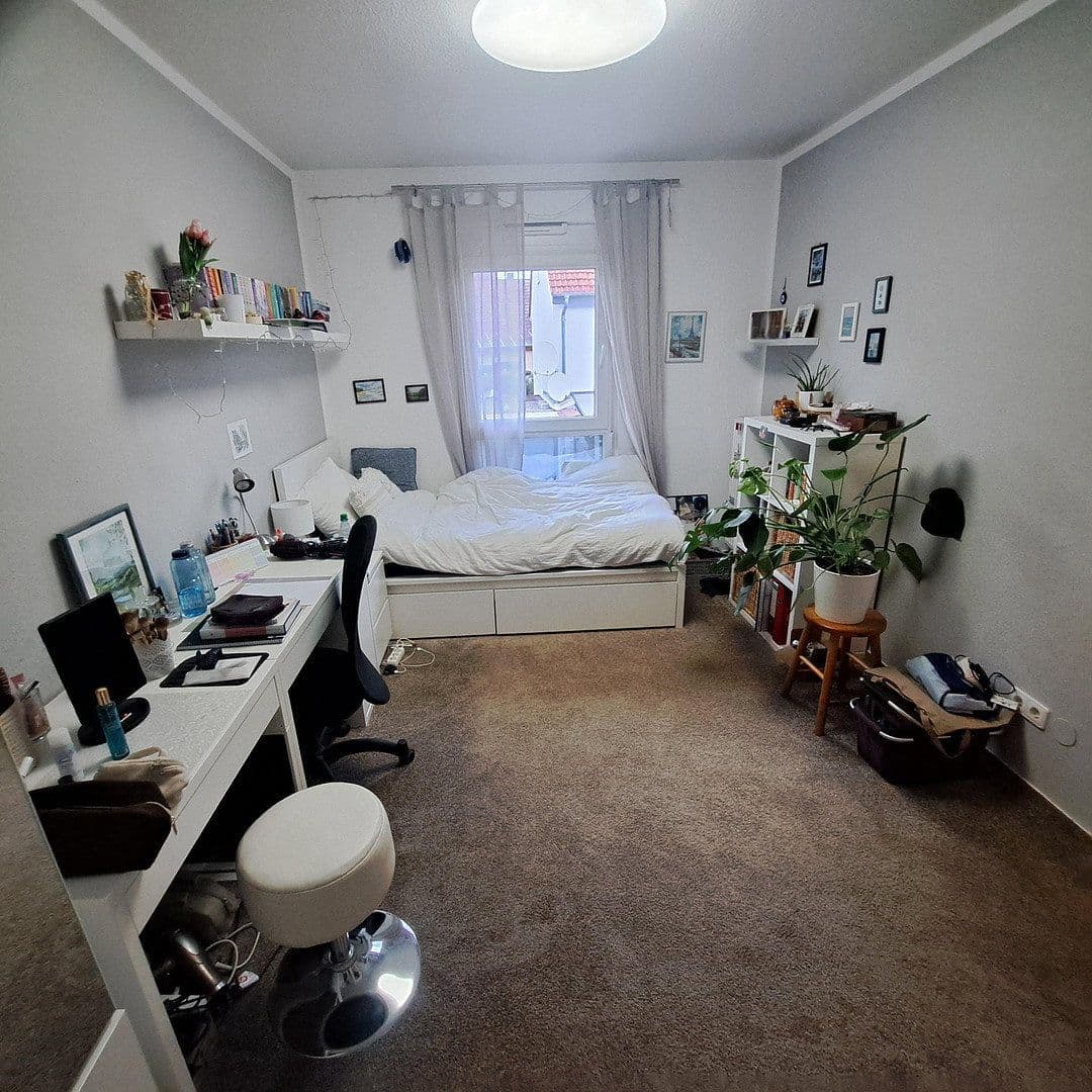 Prodej domu 125 m², pozemek 166 m², Brackenheim, Bádensko-Württembersko Prodej domu 125 m², pozemek 166 m², Brackenheim, Bádensko-Württembersko