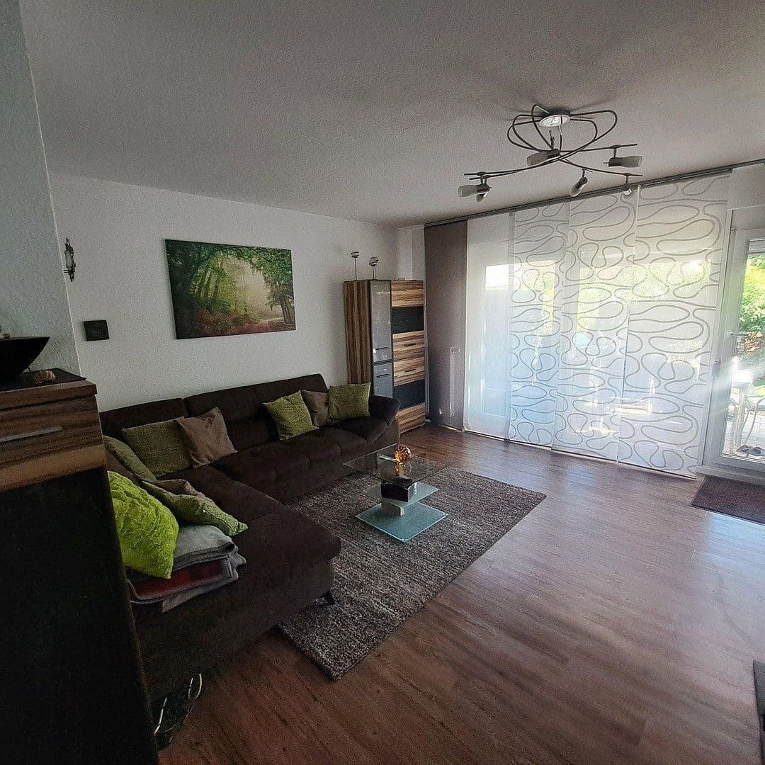 Prodej domu 125 m², pozemek 166 m², Brackenheim, Bádensko-Württembersko Prodej domu 125 m², pozemek 166 m², Brackenheim, Bádensko-Württembersko