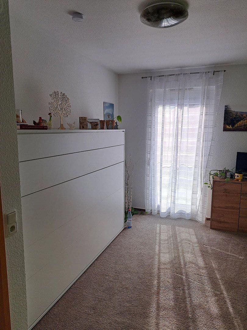 Prodej domu 125 m², pozemek 166 m², Brackenheim, Bádensko-Württembersko Prodej domu 125 m², pozemek 166 m², Brackenheim, Bádensko-Württembersko