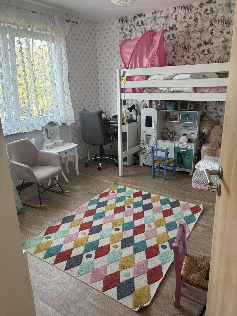 Prodej domu 91 m², pozemek 323 m², Sinsheim, Bádensko-Württembersko Prodej domu 91 m², pozemek 323 m², Sinsheim, Bádensko-Württembersko