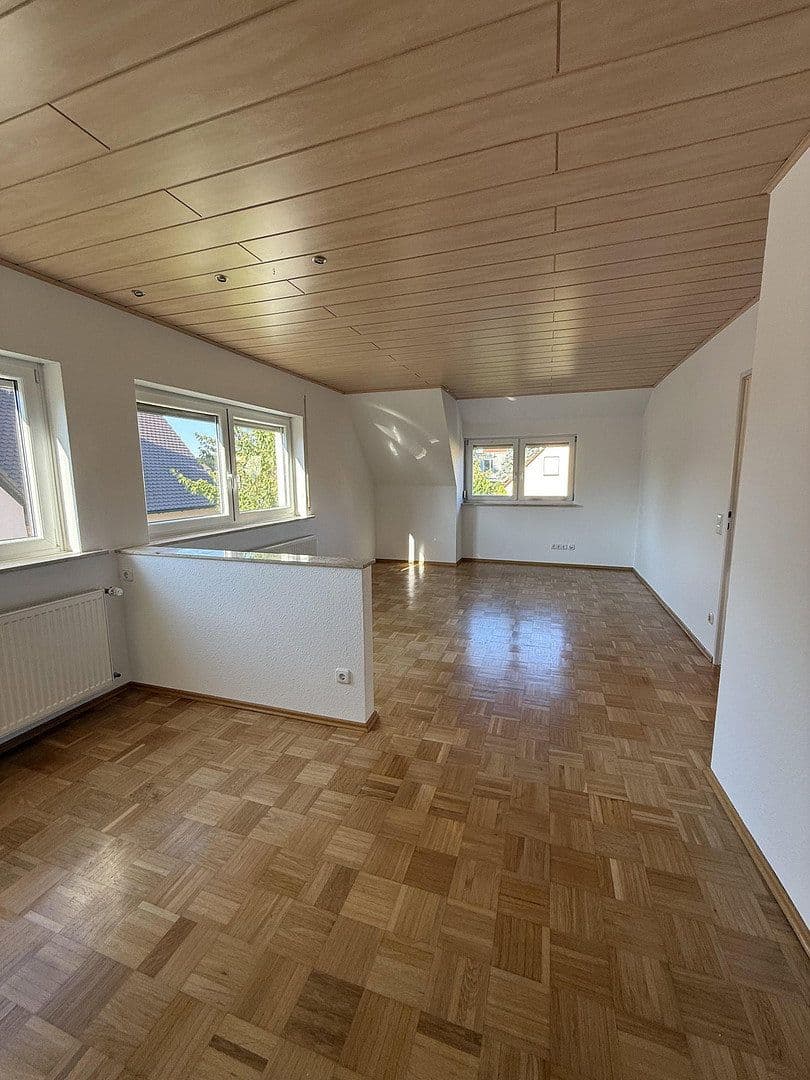 Pronájem bytu 3+1 84 m², Kalchreuth, Bavorsko Pronájem bytu 3+1 84 m², Kalchreuth, Bavorsko