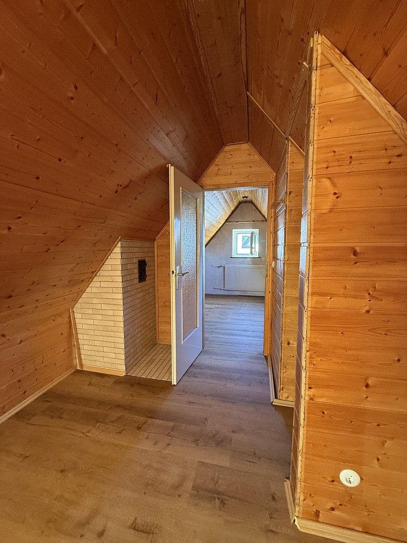 Pronájem bytu 3+1 84 m², Kalchreuth, Bavorsko Pronájem bytu 3+1 84 m², Kalchreuth, Bavorsko