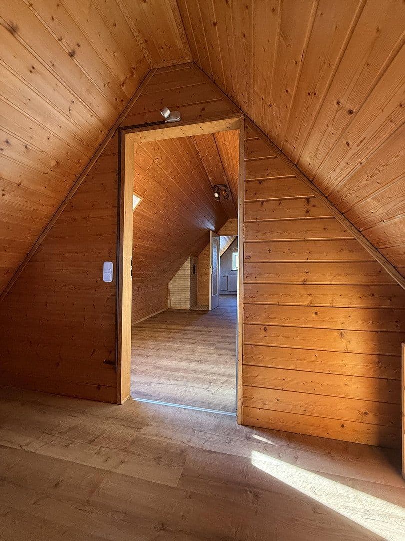 Pronájem bytu 3+1 84 m², Kalchreuth, Bavorsko Pronájem bytu 3+1 84 m², Kalchreuth, Bavorsko