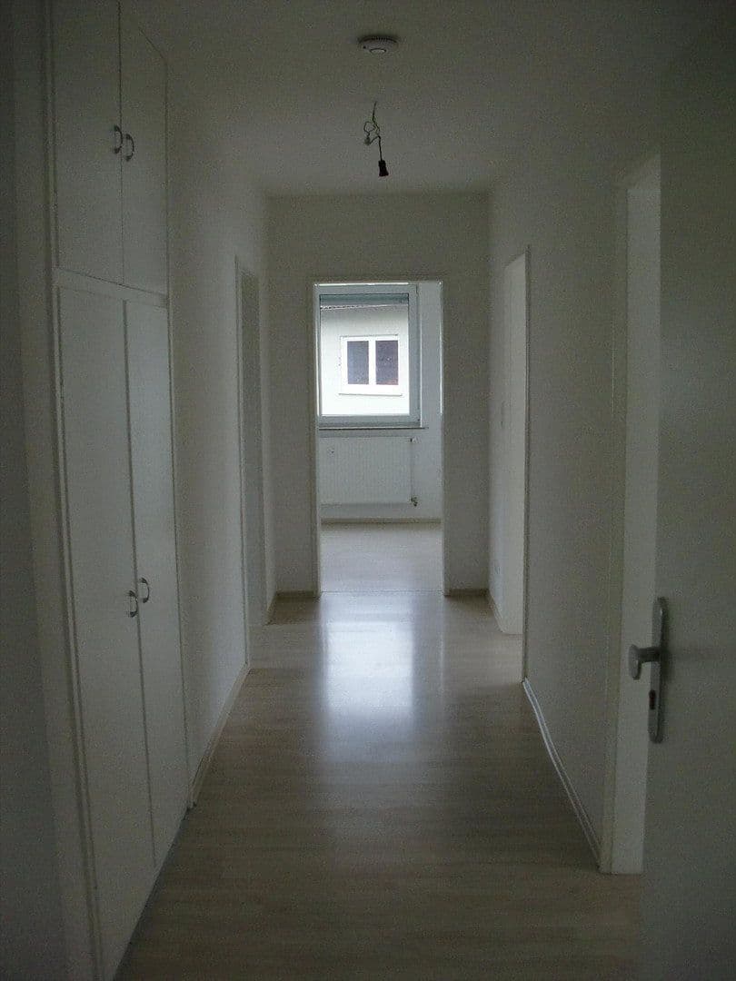 Pronájem bytu 3+1 75 m², Ulm, Bádensko-Württembersko Pronájem bytu 3+1 75 m², Ulm, Bádensko-Württembersko