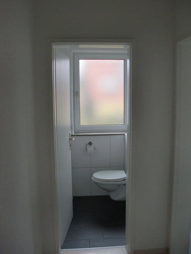 Pronájem bytu 3+1 75 m², Ulm, Bádensko-Württembersko Pronájem bytu 3+1 75 m², Ulm, Bádensko-Württembersko
