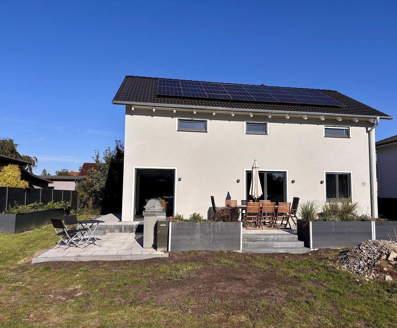 Prodej domu 168 m², pozemek 700 m², Ostring, Neuenhagen bei Berlin, Braniborsko Prodej domu 168 m², pozemek 700 m², Ostring, Neuenhagen bei Berlin, Braniborsko
