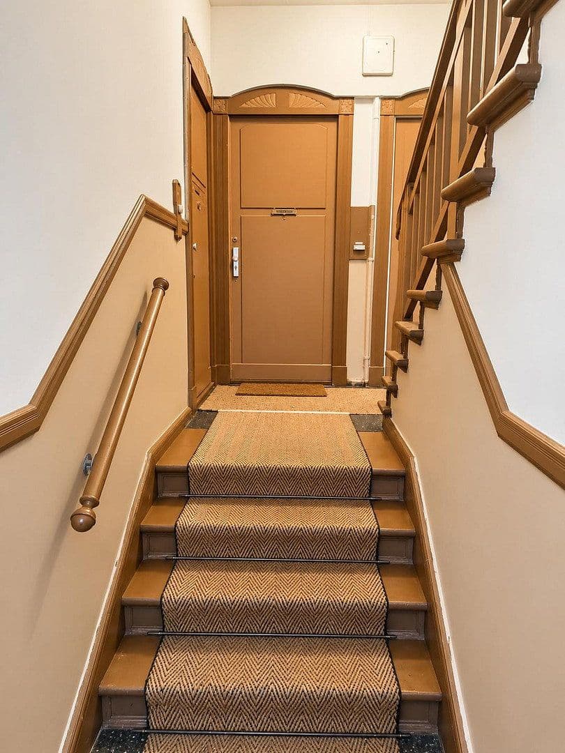 Prodej bytu 3+1 72 m², Badensche Straße 45A, Berlin, Berlín Prodej bytu 3+1 72 m², Badensche Straße 45A, Berlin, Berlín