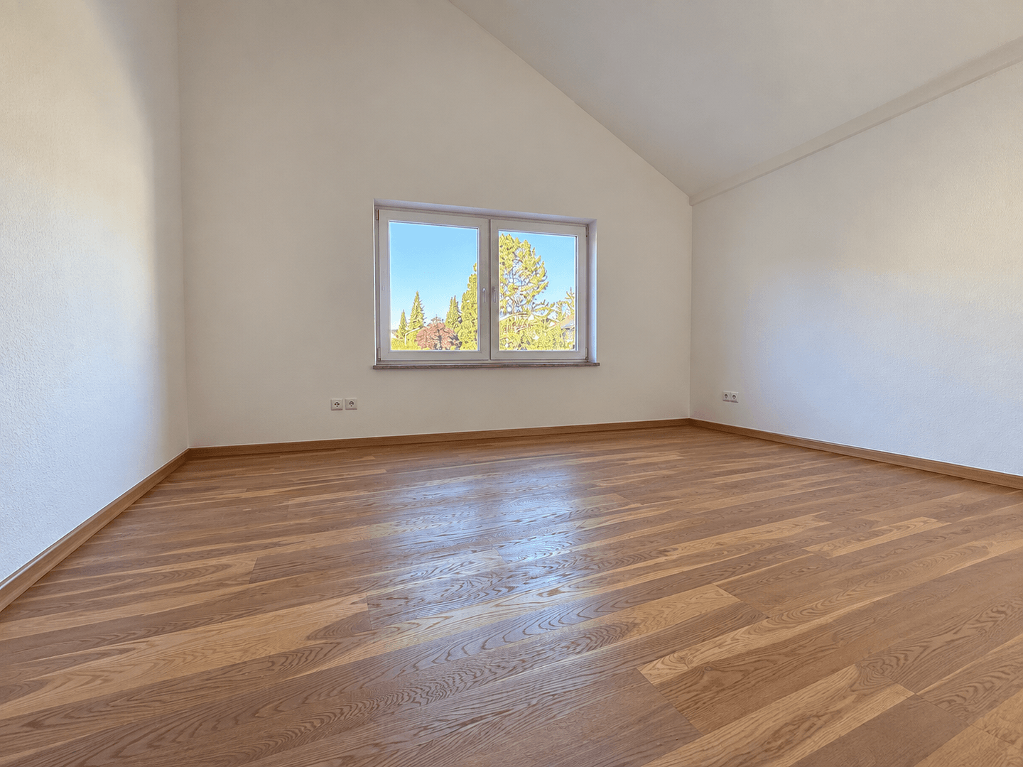 Prodej domu 152 m², pozemek 271 m², München, Bavorsko Prodej domu 152 m², pozemek 271 m², München, Bavorsko