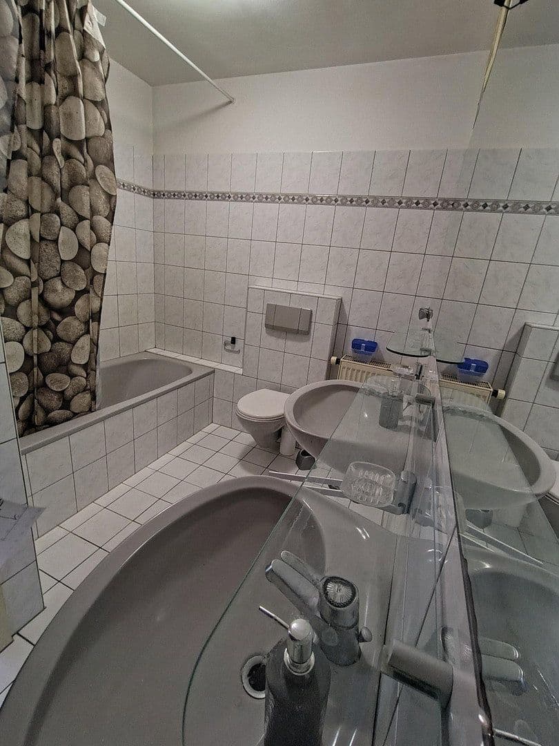 Pronájem bytu 3+kk 92 m², Im Hohlweg 36, Sulzbach (Taunus), Hessen Pronájem bytu 3+kk 92 m², Im Hohlweg 36, Sulzbach (Taunus), Hessen