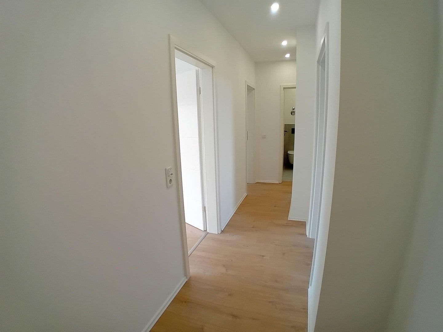 Pronájem bytu 3+1 78 m², von-Baeyer-Straße 18, Kempen, Severní Porýní-Vestfálsko Pronájem bytu 3+1 78 m², von-Baeyer-Straße 18, Kempen, Severní Porýní-Vestfálsko
