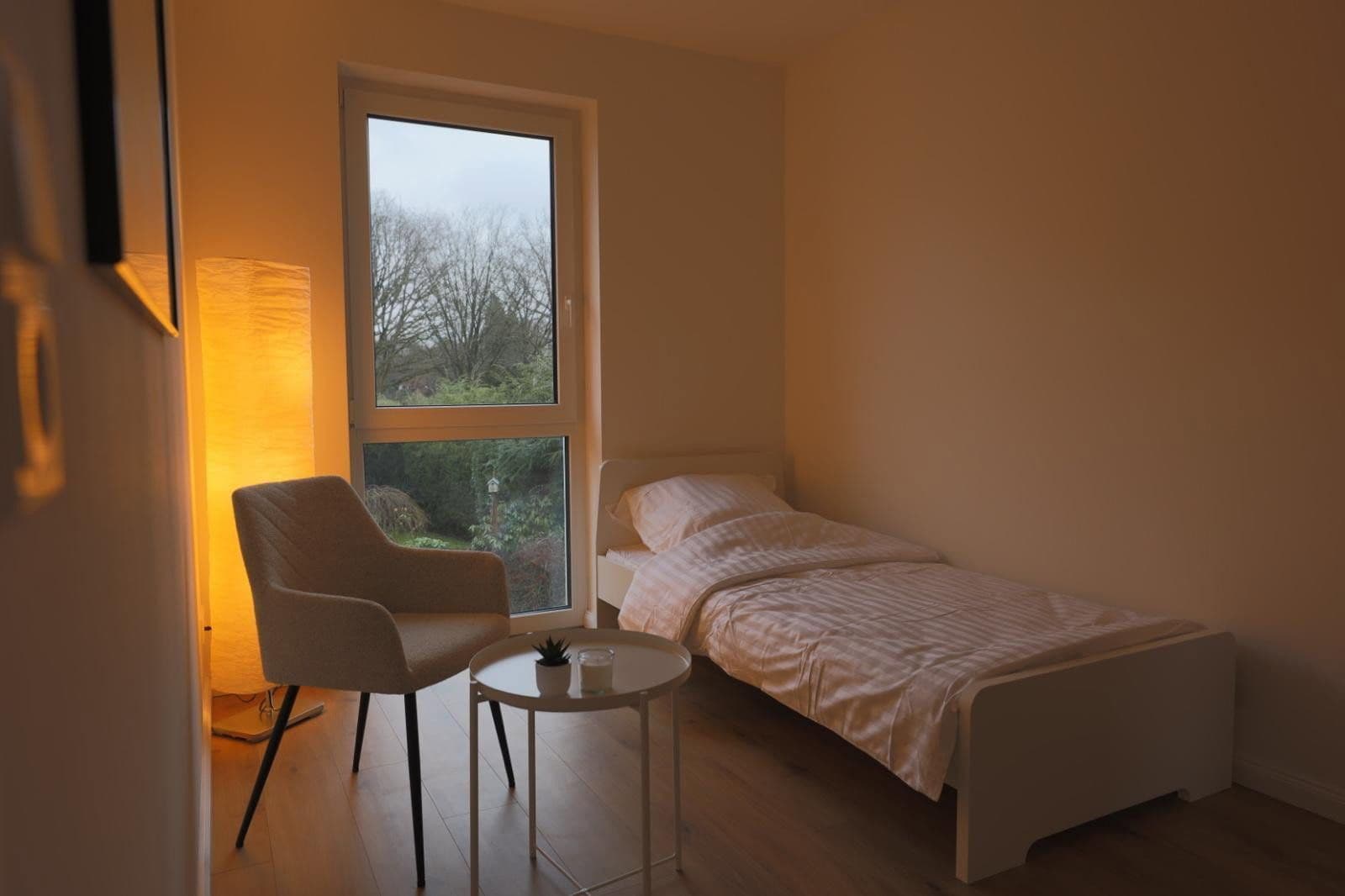 Pronájem domu 121 m², pozemek 82 m², Reeembusch 69a, Hamburg, Hamburg Pronájem domu 121 m², pozemek 82 m², Reeembusch 69a, Hamburg, Hamburg