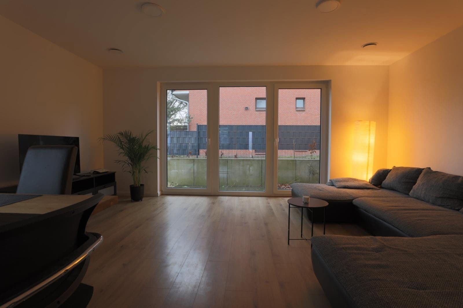 Pronájem domu 121 m², pozemek 82 m², Reeembusch 69a, Hamburg, Hamburg Pronájem domu 121 m², pozemek 82 m², Reeembusch 69a, Hamburg, Hamburg