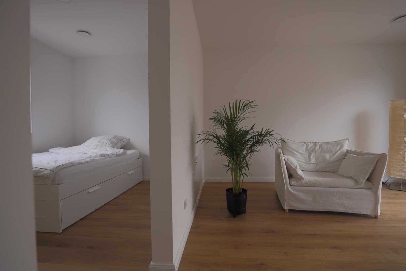 Pronájem domu 121 m², pozemek 82 m², Reeembusch 69a, Hamburg, Hamburg Pronájem domu 121 m², pozemek 82 m², Reeembusch 69a, Hamburg, Hamburg