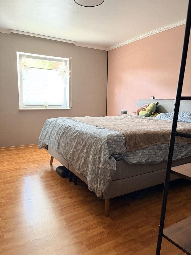 Pronájem bytu 3+1 68 m², Steimel, Porýní-Falc Pronájem bytu 3+1 68 m², Steimel, Porýní-Falc