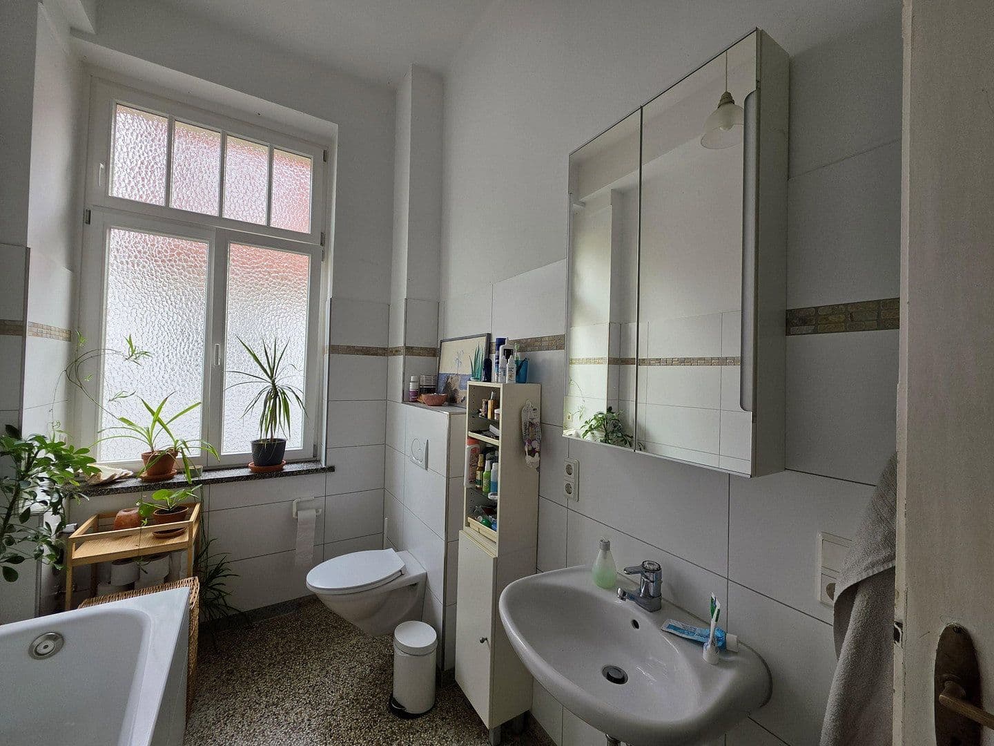 Pronájem bytu 3+1 109 m², Baurat-Gerber-Straße 18, Göttingen, Dolní Sasko Pronájem bytu 3+1 109 m², Baurat-Gerber-Straße 18, Göttingen, Dolní Sasko