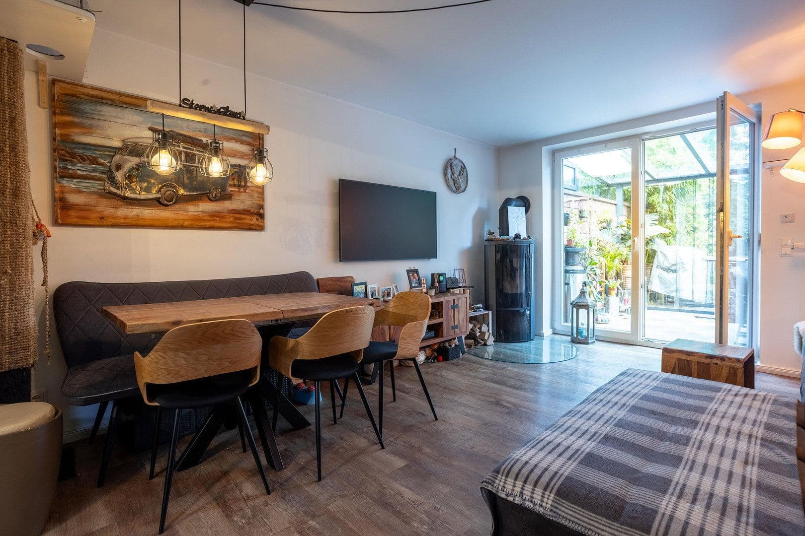 Prodej domu 62 m², pozemek 123 m², Hamburg, Hamburg Prodej domu 62 m², pozemek 123 m², Hamburg, Hamburg