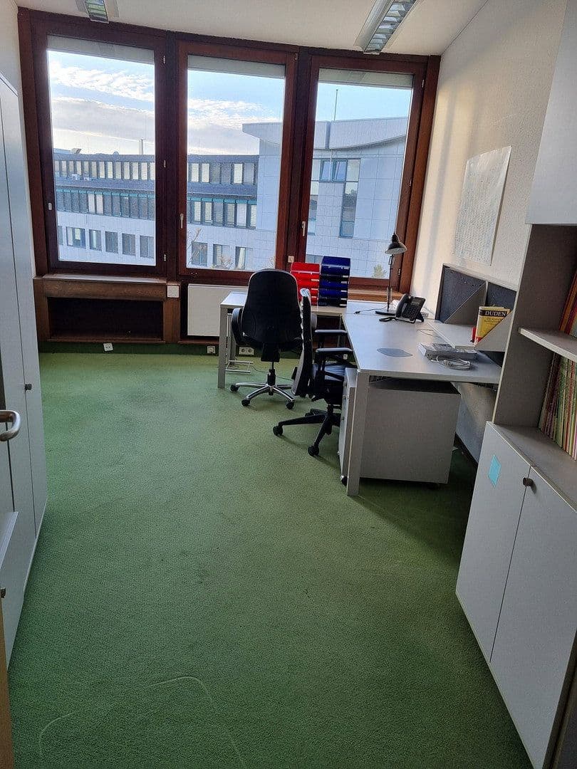 Pronájem kanceláře 35 m², Leinfelden-Echterdingen, Bádensko-Württembersko Pronájem kanceláře 35 m², Leinfelden-Echterdingen, Bádensko-Württembersko