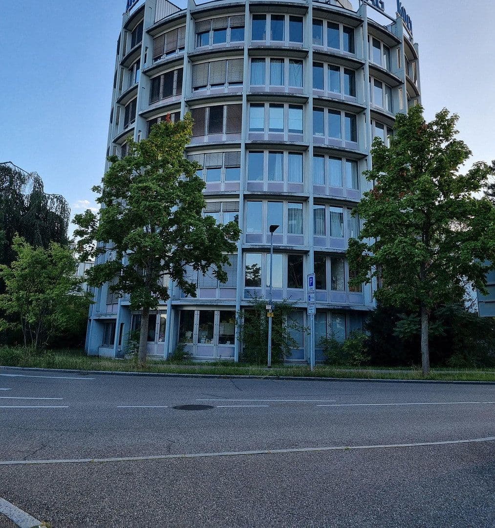 Pronájem kanceláře 35 m², Leinfelden-Echterdingen, Bádensko-Württembersko Pronájem kanceláře 35 m², Leinfelden-Echterdingen, Bádensko-Württembersko