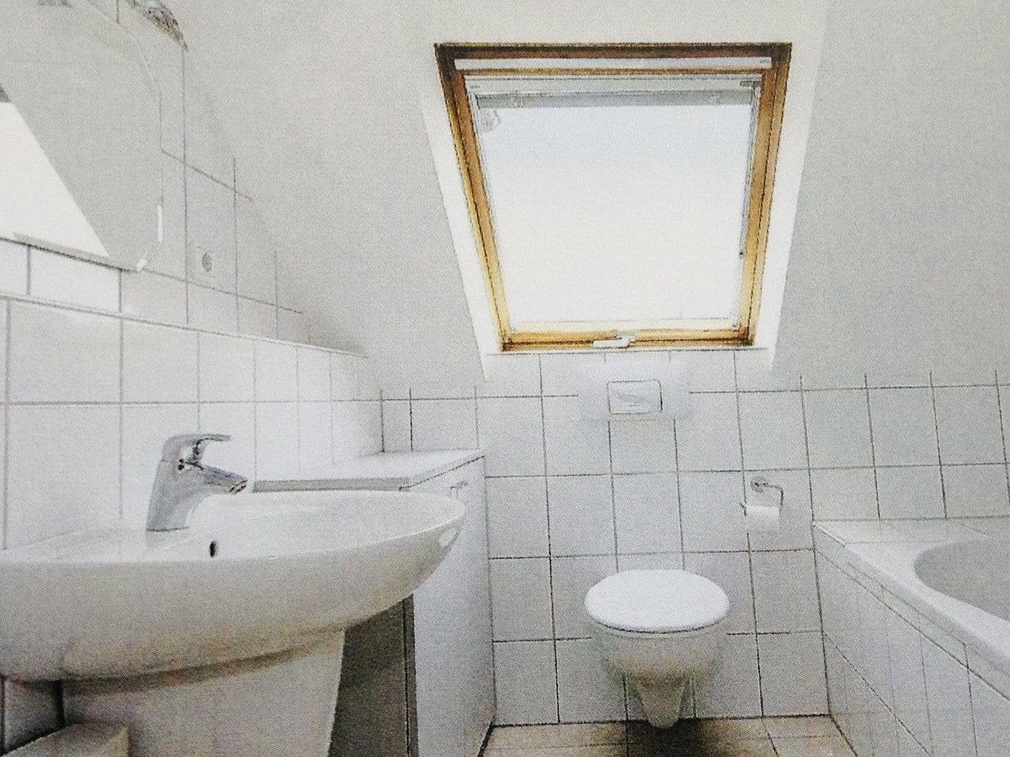 Prodej bytu 1+1 37 m², Hoxbachstr. 96, Düsseldorf, Severní Porýní-Vestfálsko Prodej bytu 1+1 37 m², Hoxbachstr. 96, Düsseldorf, Severní Porýní-Vestfálsko