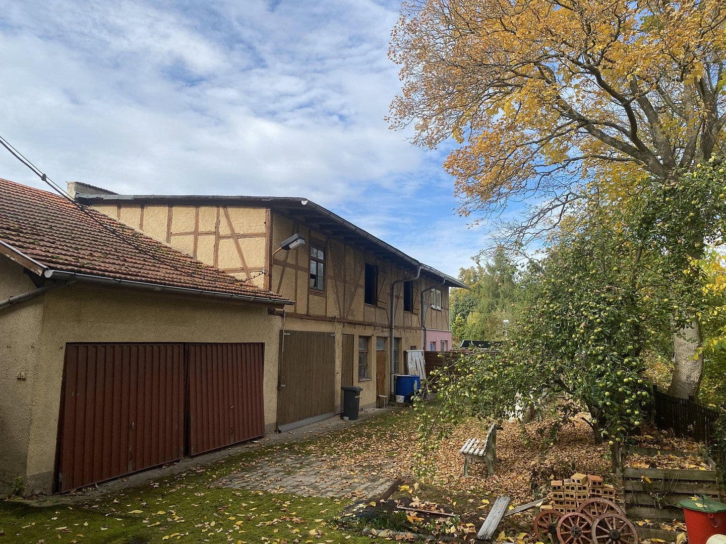 Prodej domu 166 m², pozemek 553 m², Gothaer Str. 4, Ohrdruf, Durynsko Prodej domu 166 m², pozemek 553 m², Gothaer Str. 4, Ohrdruf, Durynsko