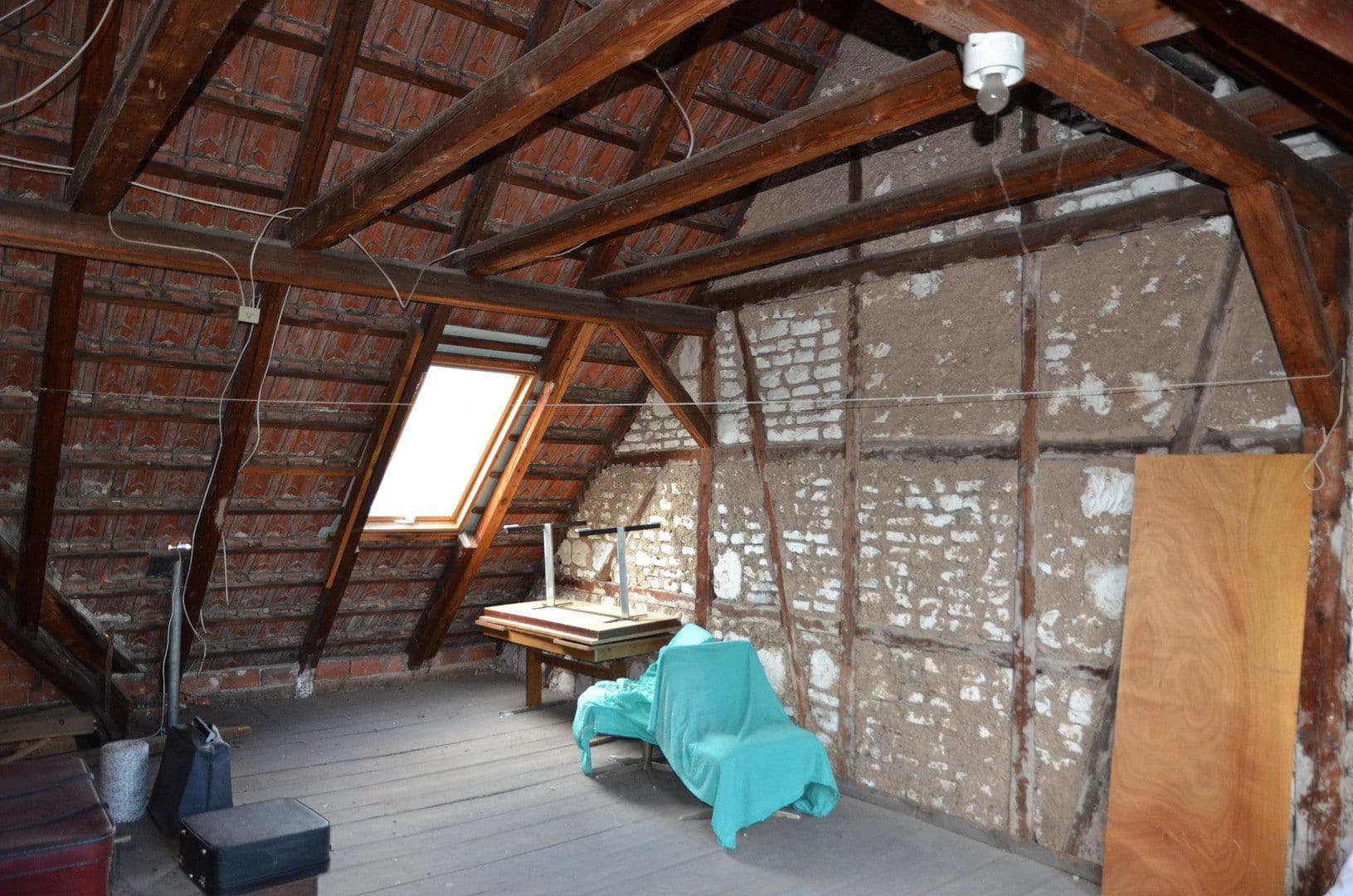 Prodej domu 166 m², pozemek 553 m², Gothaer Str. 4, Ohrdruf, Durynsko Prodej domu 166 m², pozemek 553 m², Gothaer Str. 4, Ohrdruf, Durynsko