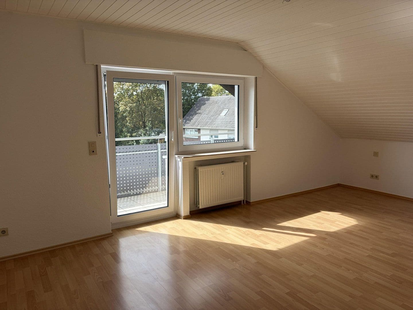 Pronájem bytu 3+1 104 m², Paderborn, Severní Porýní-Vestfálsko Pronájem bytu 3+1 104 m², Paderborn, Severní Porýní-Vestfálsko