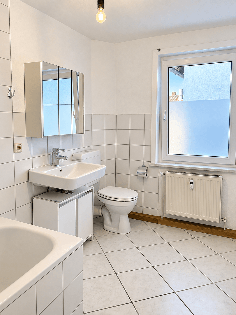 Pronájem bytu 3+1 77 m², Marburger Straße 9, Burgwald, Hessen Pronájem bytu 3+1 77 m², Marburger Straße 9, Burgwald, Hessen