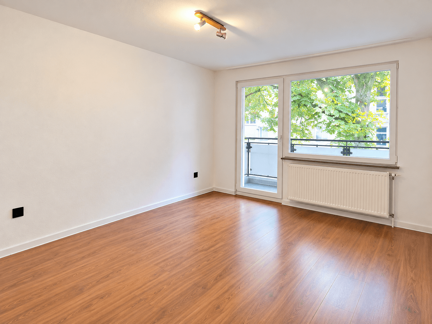 Pronájem bytu 2+1 55 m², Gabelsbergerstr. 5, Duisburg, Severní Porýní-Vestfálsko Pronájem bytu 2+1 55 m², Gabelsbergerstr. 5, Duisburg, Severní Porýní-Vestfálsko