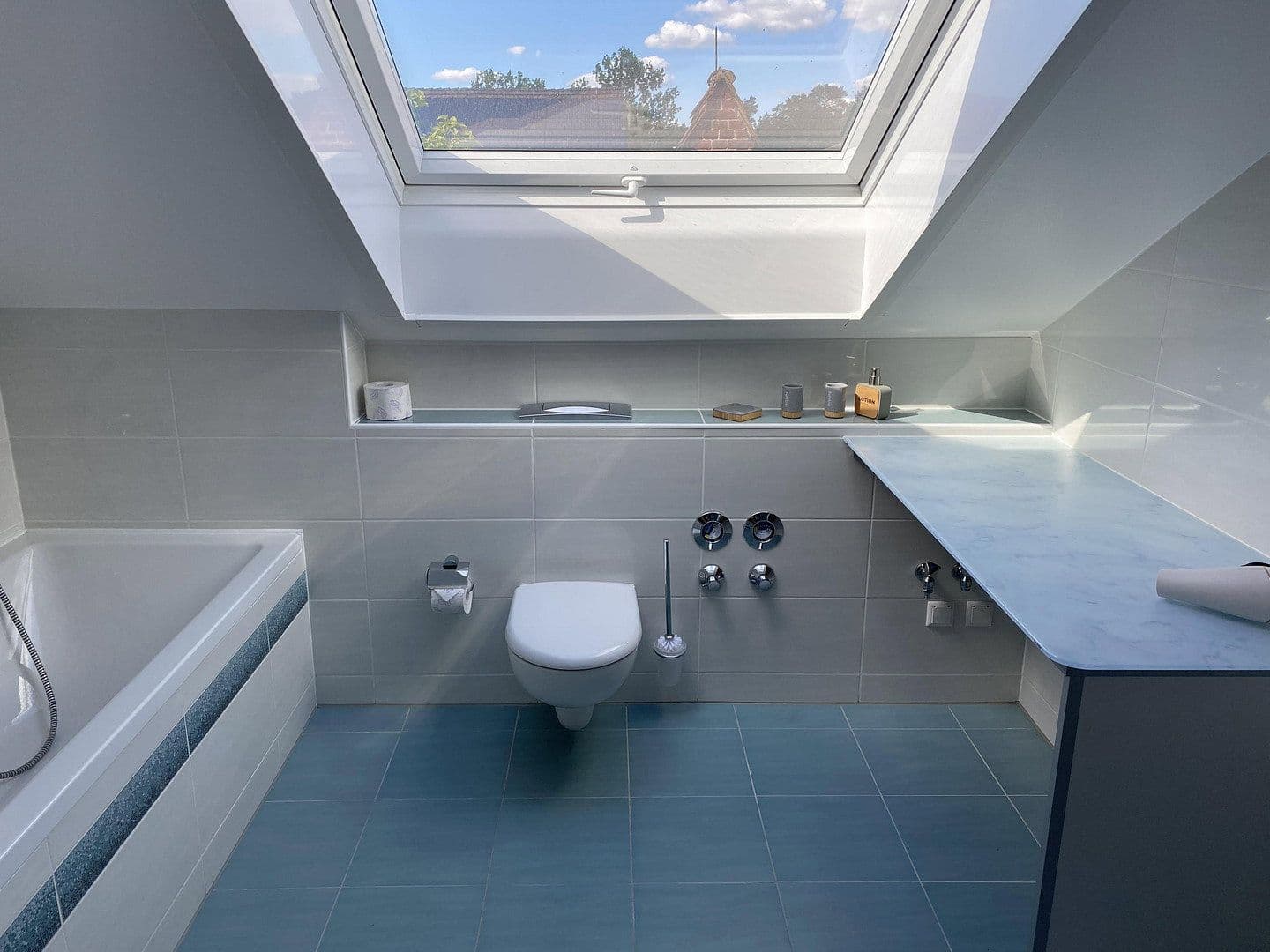 Prodej domu 303 m², pozemek 4.360 m², Stahnsdorf, Braniborsko Prodej domu 303 m², pozemek 4.360 m², Stahnsdorf, Braniborsko