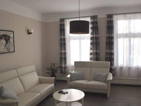Prodej domu 303 m², pozemek 4.360 m², Stahnsdorf, Braniborsko Prodej domu 303 m², pozemek 4.360 m², Stahnsdorf, Braniborsko