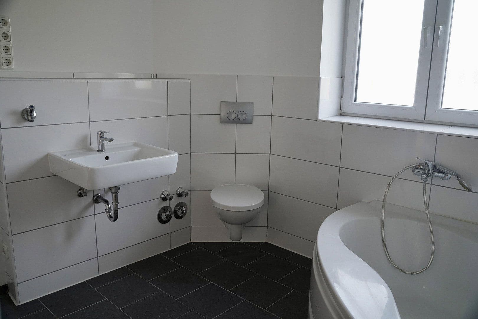Prodej bytu 3+1 110 m², Homberger Str. 46, Ratingen, Severní Porýní-Vestfálsko Prodej bytu 3+1 110 m², Homberger Str. 46, Ratingen, Severní Porýní-Vestfálsko