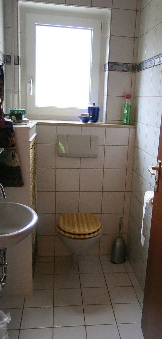 Pronájem bytu 3+1 90 m², Zell unter Aichelberg, Bádensko-Württembersko Pronájem bytu 3+1 90 m², Zell unter Aichelberg, Bádensko-Württembersko