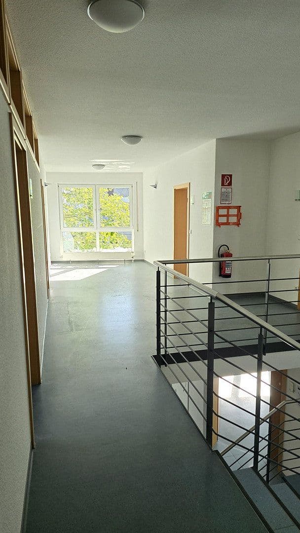 Pronájem nebytového prostoru 3.200 m², Steinung 3/1, Jettingen, Bádensko-Württembersko Pronájem nebytového prostoru 3.200 m², Steinung 3/1, Jettingen, Bádensko-Württembersko