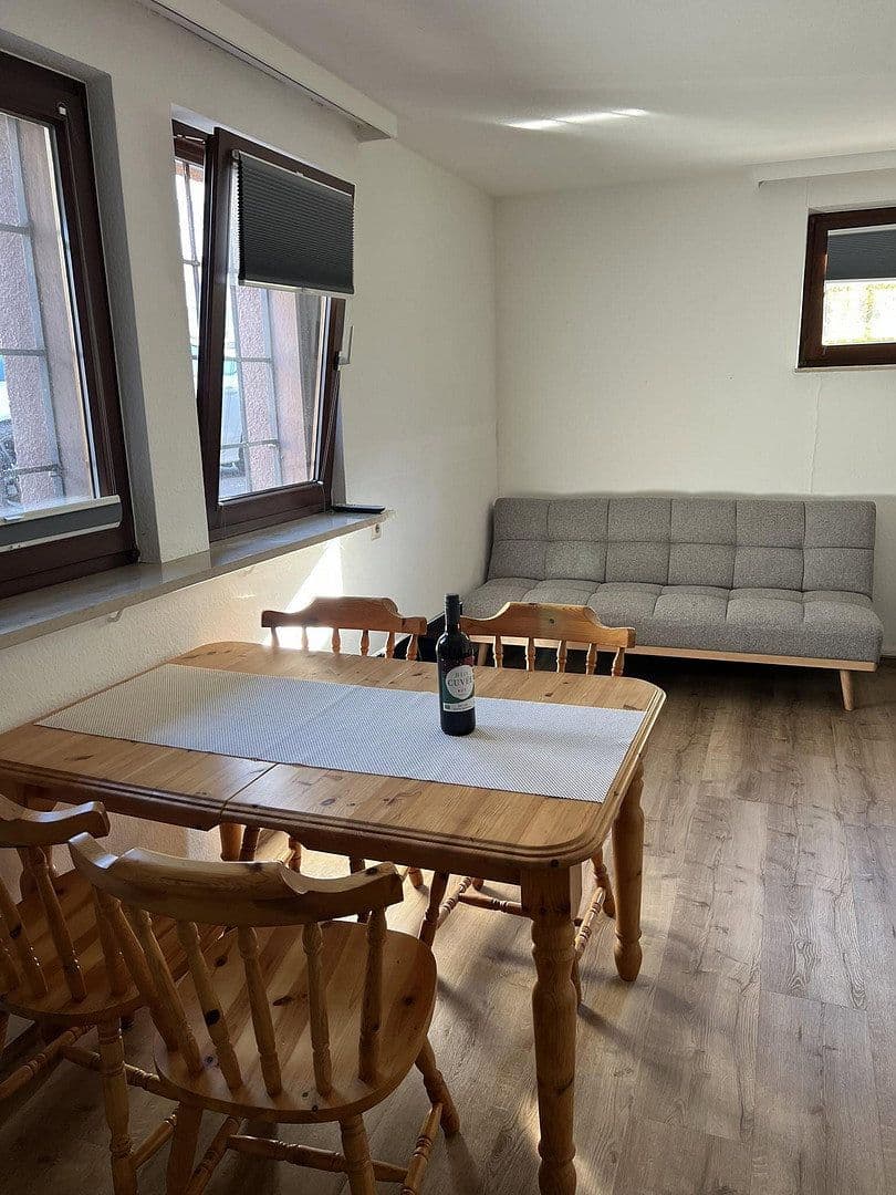 Pronájem bytu 1+kk 52 m², Eberhardstr. 59, Geislingen an der Steige, Bádensko-Württembersko Pronájem bytu 1+kk 52 m², Eberhardstr. 59, Geislingen an der Steige, Bádensko-Württembersko