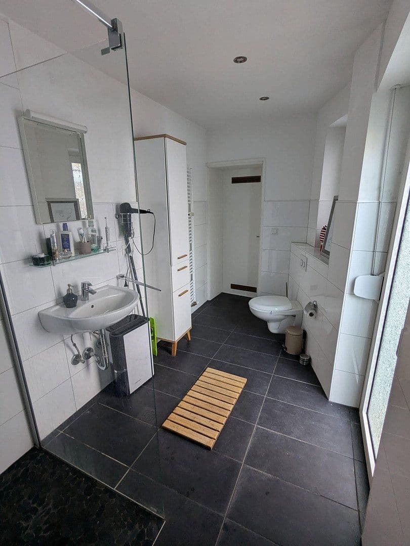Prodej domu 230 m², pozemek 250 m², Hamm, Severní Porýní-Vestfálsko Prodej domu 230 m², pozemek 250 m², Hamm, Severní Porýní-Vestfálsko