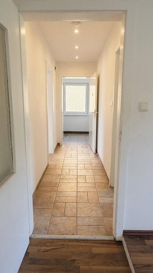 Pronájem bytu 2+kk 63 m², Odenthaler Straße 297, Köln, Severní Porýní-Vestfálsko Pronájem bytu 2+kk 63 m², Odenthaler Straße 297, Köln, Severní Porýní-Vestfálsko