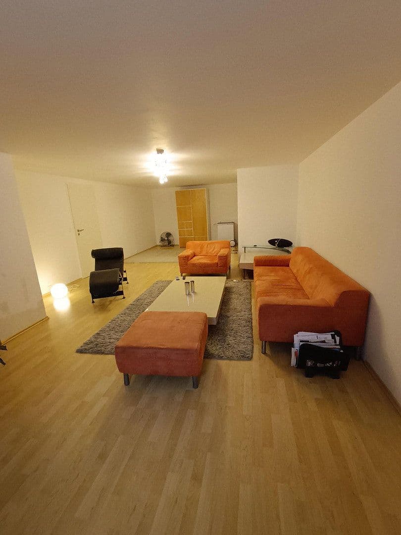 Prodej domu 146 m², pozemek 705 m², Remchingen, Bádensko-Württembersko Prodej domu 146 m², pozemek 705 m², Remchingen, Bádensko-Württembersko