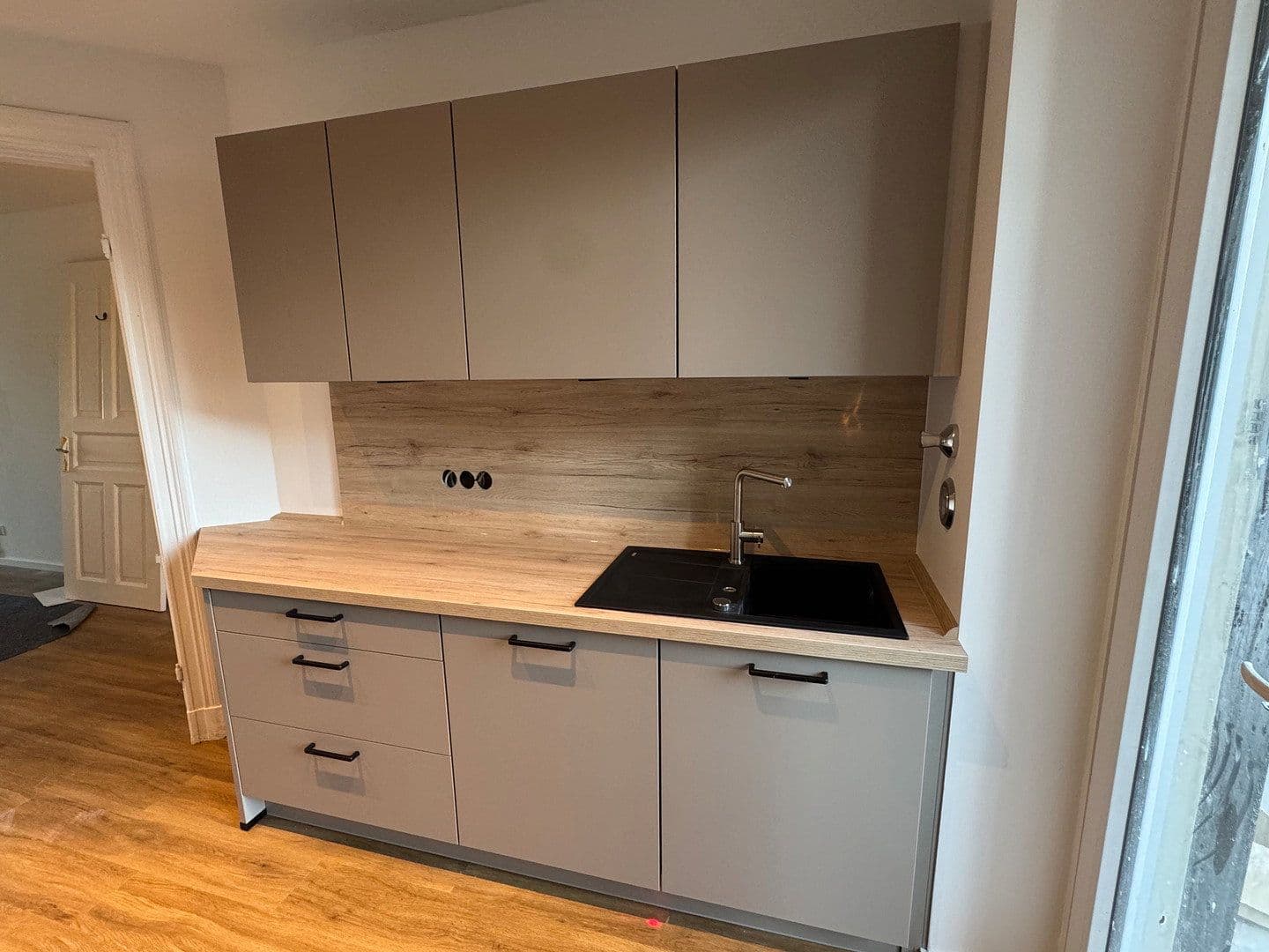Pronájem bytu 3+1 81 m², Osterfeldstraße 19, Hamburg, Hamburg Pronájem bytu 3+1 81 m², Osterfeldstraße 19, Hamburg, Hamburg